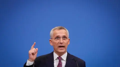 Kadencja szefa NATO przedłużona o rok