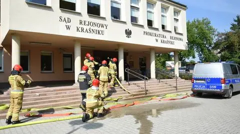 Oblał się benzyną w sądzie, groził podpaleniem