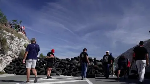 Kamienie, butelki i gaz łzawiący. Protesty w dniu intronizacji prawosławnego hierarchy 