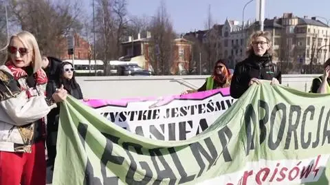 "Zamiast kwiatów czy czekoladek chcemy pełni praw"