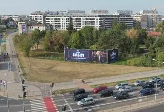 Materiały wyborcze Jacka Sasina na ulicach - zdjęcie archiwalne