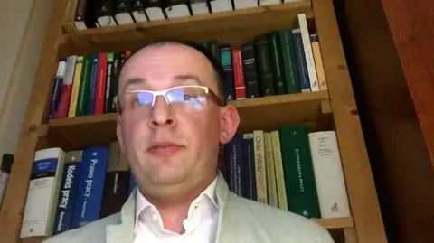 Czy w przypadku stwierdzenia koronawirusa u pracownika pierwszej zmiany, kwarantanna obejmuje cały zakład?