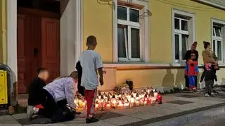 Znany koszaliński Spiderman zmarł po brutalnym pobiciu. Mieszkańcy zapalili znicze w miejscu zdarzenia