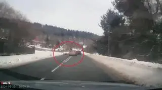 52-latka kilka razy omal nie doprowadziła do czołowego zderzenia z innymi pojazdami 