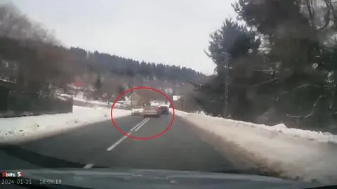 52-latka kilka razy omal nie doprowadziła do czołowego zderzenia z innymi pojazdami 