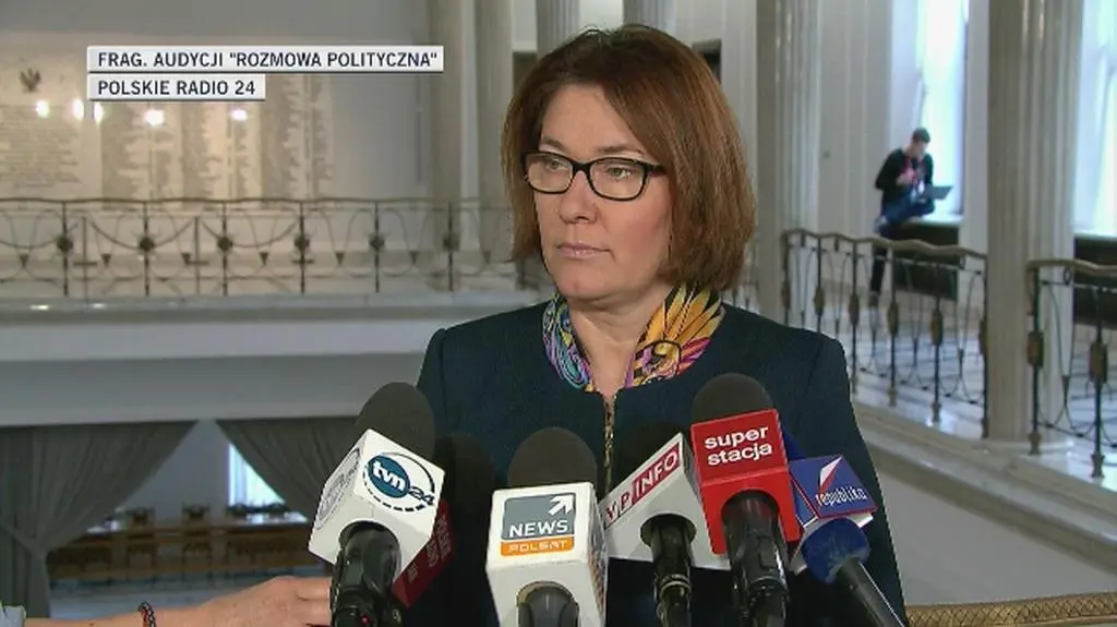 "Mieć więcej dzieci". Rzecznik klubu PiS radzi samotnym matkom bez 500 plus