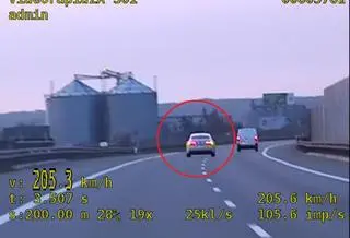 Kierowca znacząco przekroczył prędkość