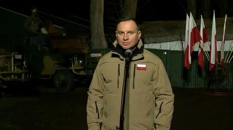Prezydent po spotkaniu z żołnierzami i funkcjonariuszami: własną piersią zasłaniają granicę