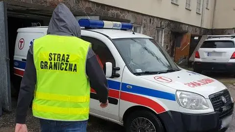 "Kupił dwa pojazdy medyczne, udawał ratownika i woził białoruskie papierosy z przemytu" 