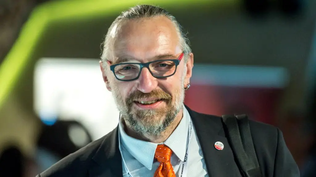 Mateusz Kijowski wycofał swoją kandydaturę na szefa KOD