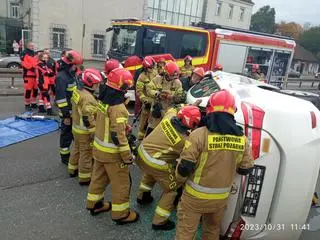 Auto na boku na Wisłostradzie