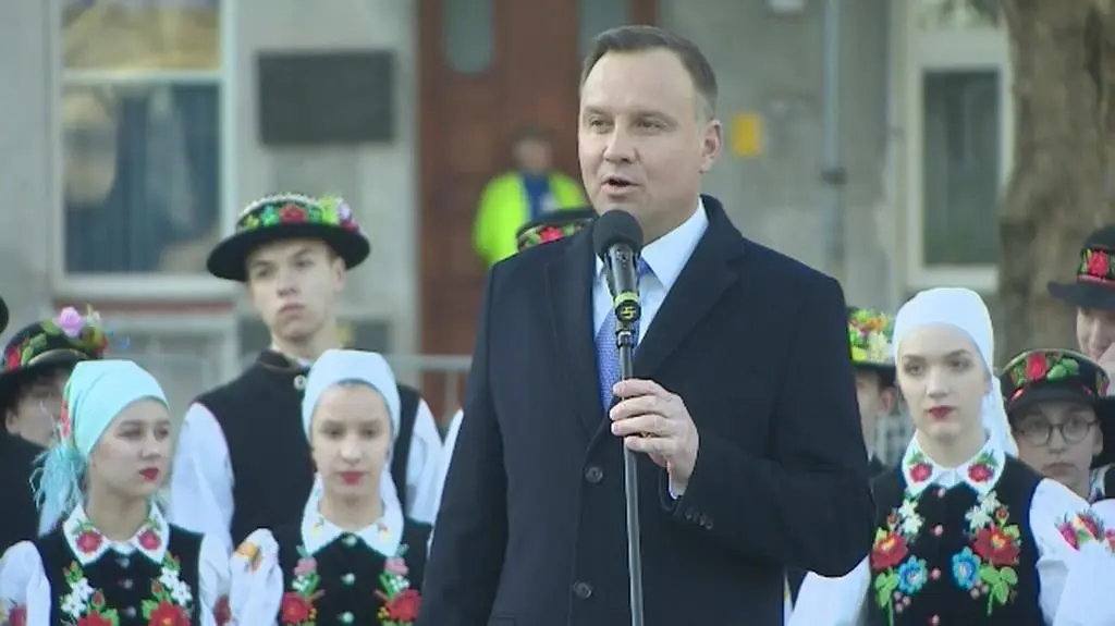 Duda: nie będę ukrywał że solidaryzuję się z nauczycielami