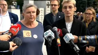Konferencja prasowa organizacji oświatowych przed Sejmem
