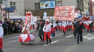 Młodzi wrocławianie w trakcie Parady Niepodległości