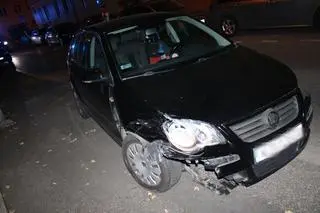 Samochody zostały uszkodzone na ulicy Goslara w Tarnowie