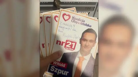 Aktywista krytykował kandydata na posła. Ten zapukał do jego mieszkania, zostawił ulotkę z dedykacją