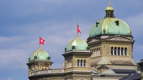 Cios dla Szwajcarii. "Bankierzy z Singapuru otwierają butelki z szampanem"