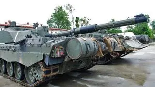 Błaszczak: company of British Challenger tanks to arrive in Poland this week