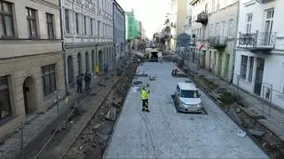 Auto oblane betonem