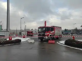 Wyciek gazu na stacji benzynowej w Krakowie, ewakuacja