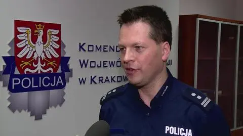 Naczepę otworzono w obecności policji Źródło: tvn24