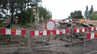 Mieszkańcy muszą korzystać z objazdów