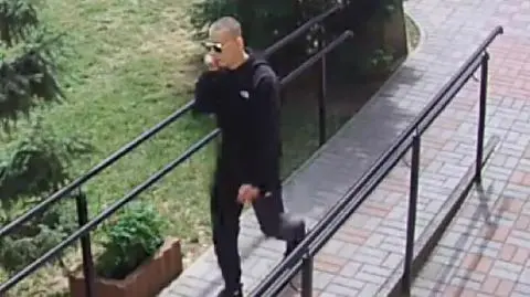 Bydgoszcz (Kujawsko-Pomorskie). Oszukał staruszkę na 100 tysięcy złotych. Szuka go policja