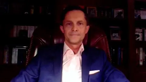 Czy ZUS zapłaci za mnie dobrowolną składkę chorobową? Odpowiada "Koronawirus. Raport"