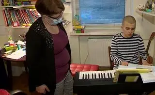 Rodzice osób niepełnosprawnych mówią o braku pomocy ze strony państwa