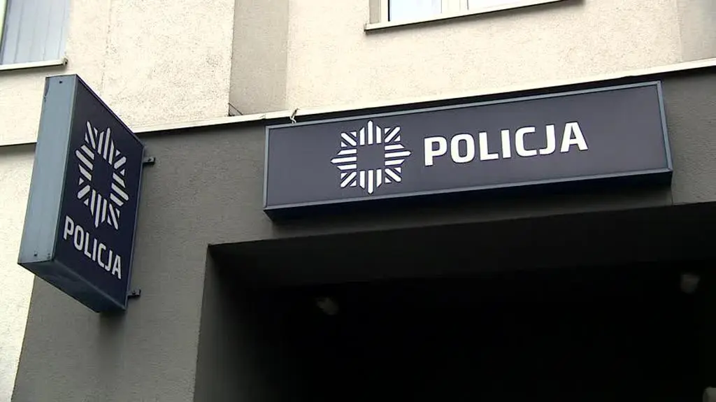 74-latka oddała oszustom 75 tysięcy, trzymała je w domu