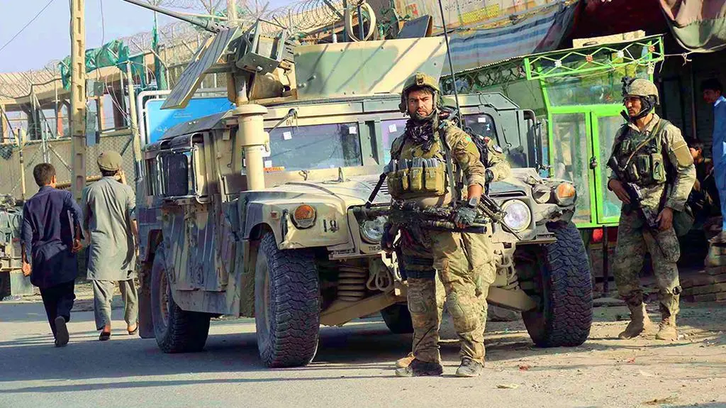 Krwawe walki z talibami w Kunduz. W nalotach zginęły kobiety i dzieci