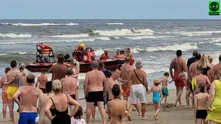 Akcja na plaży w Jantarze