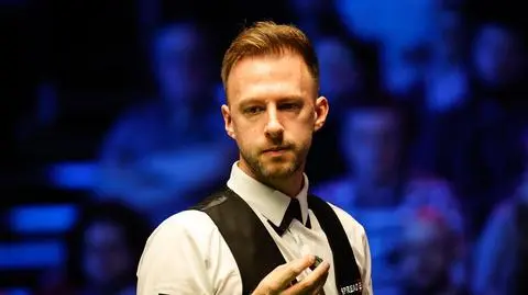 Judd Trump walczy o milionową wypłatę. W półfinale zatrzymał czarnego konia