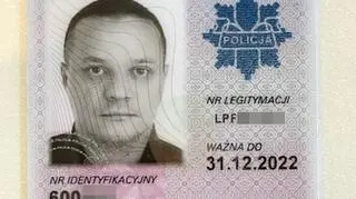 Awers polskiej legitymacji policyjnej