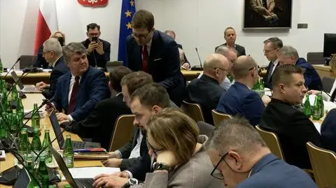 Kamiński i Wąsik nie przyjęli dokumentów od Hołowni