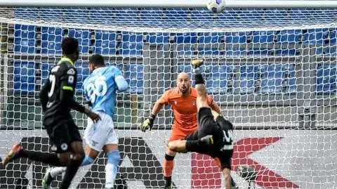 "Mamma Mia". Kosmiczna przewrotka w Serie A