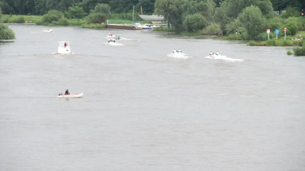 Ruch na Odrze we Wrocławiu