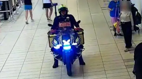 Akcja ratunkowa w centrum handlowym