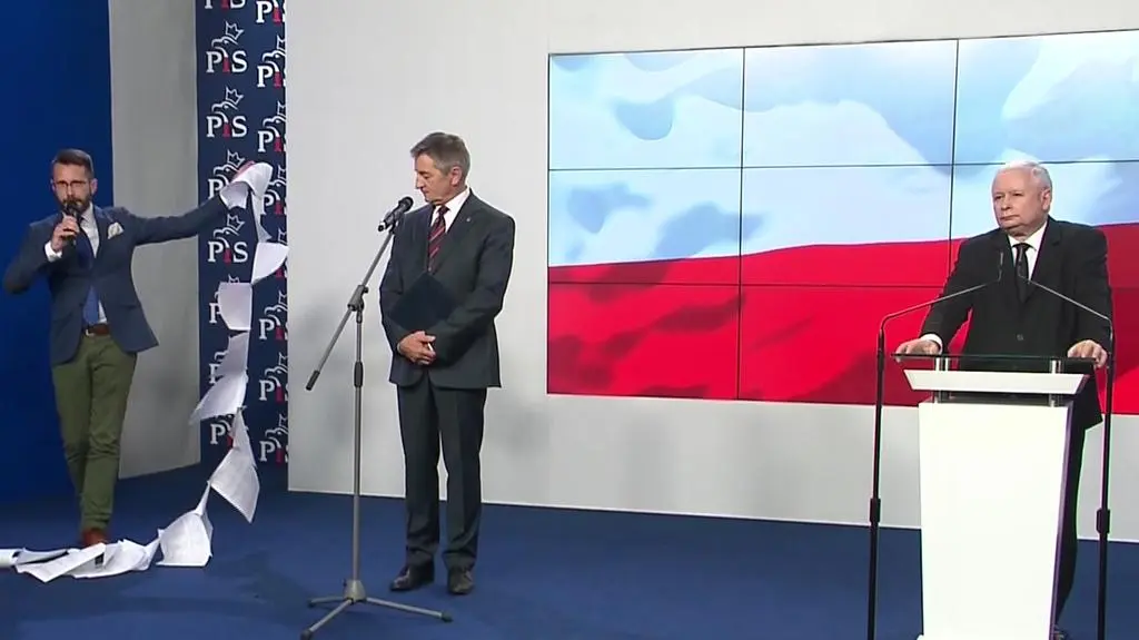 Fogiel: apelujemy o poświęcenie takiej samej uwagi lotom poprzedniej ekipy