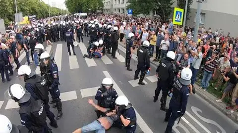 Białystok. Marsz Równości próby zakłócenia i interwencje policji