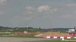 Policja pokazała zdjecia z pokładu samolotu 
