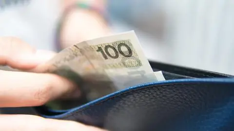 Zapłacili za ciastko, usłyszeli zarzut oszustwa. Z powodu banknotu