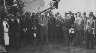 Lot propagandowy po Europie samolotu wyprodukowanego w zakładach Forda w Detroit (1929 r