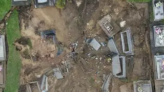 Zapadlisko na cmentarzu w Trzebini - wrzesień 2022 r. 