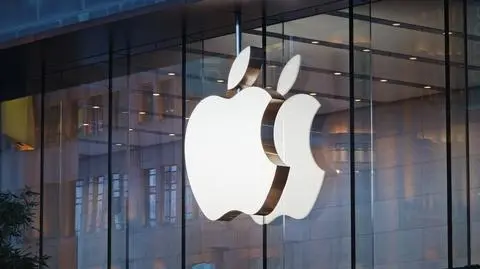 apple logo budynek shutterstock_2728131943