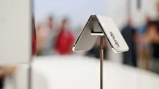 Apple stawia na składany telefon. Pierwszy sprawdzian nowego szefa