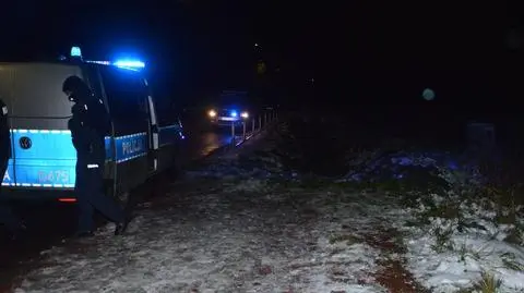 Wracali z andrzejkowej imprezy, weszli do rowu. Jeden z nich utknął w przepuście, nie żyje