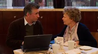 Steve Coogan i Judi Dench