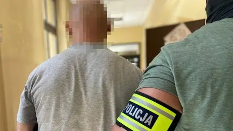 Podejrzany o pobicie emerytowanego policjanta odpowie za usiłowanie zabójstwa