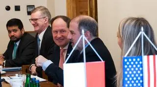 Spotkanie minister Barbary Nowackiej z ambasadorem Markiem Brzezińskim ws. edukacji dzieci i młodzieży